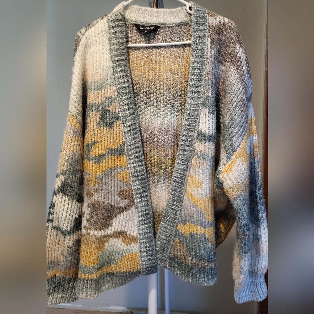 DAVI & DANI Gray and Yellow Knit Cardigan